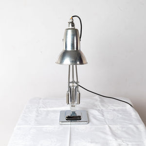 Anglepoise Schreibtischleuchte - Zeitlos Berlin By Drozd