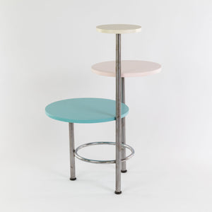 1940er Bauhaus Regal, Mehrstufig - Zeitlos Berlin By Drozd