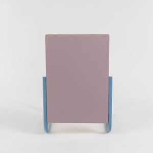 Beistelltisch C-Form soft lilac - Zeitlos Berlin By Drozd