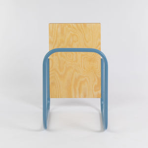 Beistelltisch C-Form soft lilac - Zeitlos Berlin By Drozd