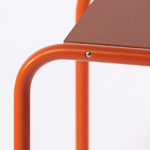 Beistelltisch C-Form - Zeitlos Berlin By Drozd